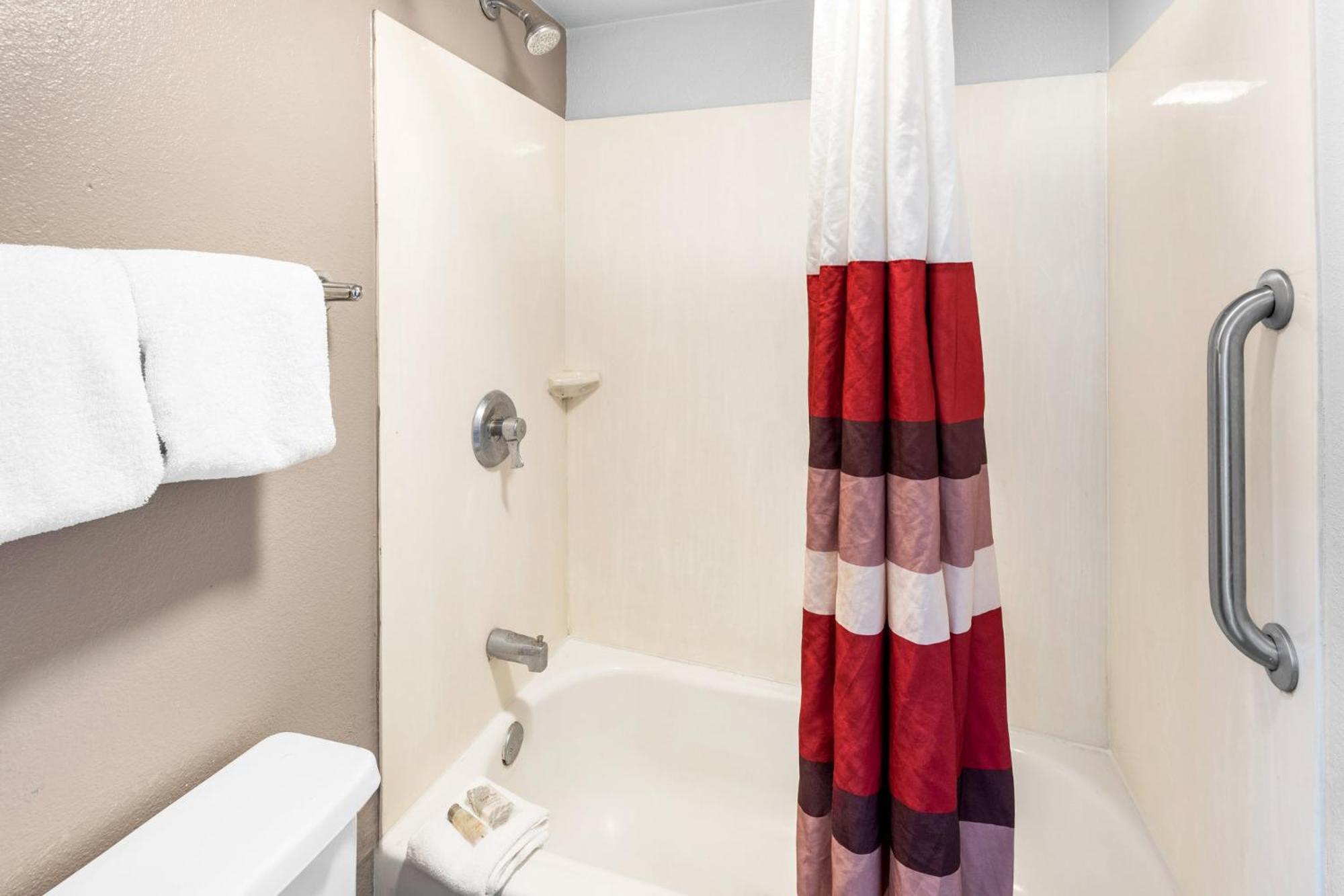 Red Roof Inn Indianapolis North - College Park Eksteriør bilde