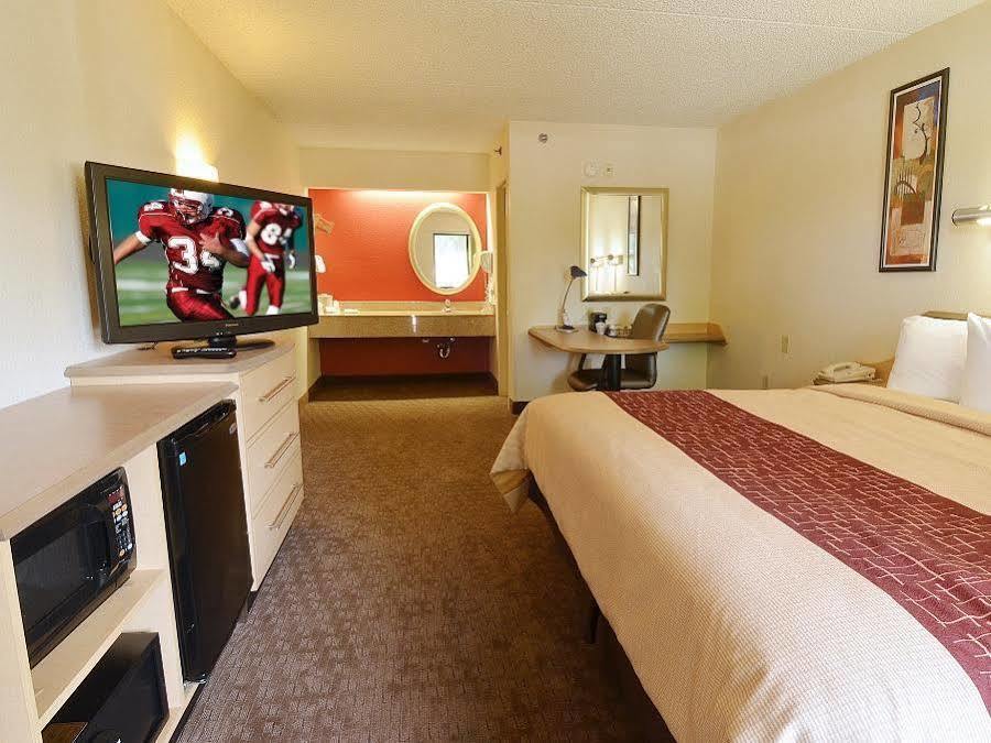 Red Roof Inn Indianapolis North - College Park Eksteriør bilde